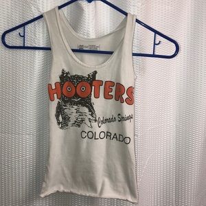 Hooters Tank top